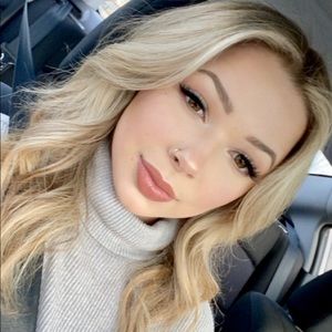 Meet your Posher, Marissa